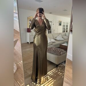 MAC DUGGAL GOLD GOWN UNUSED